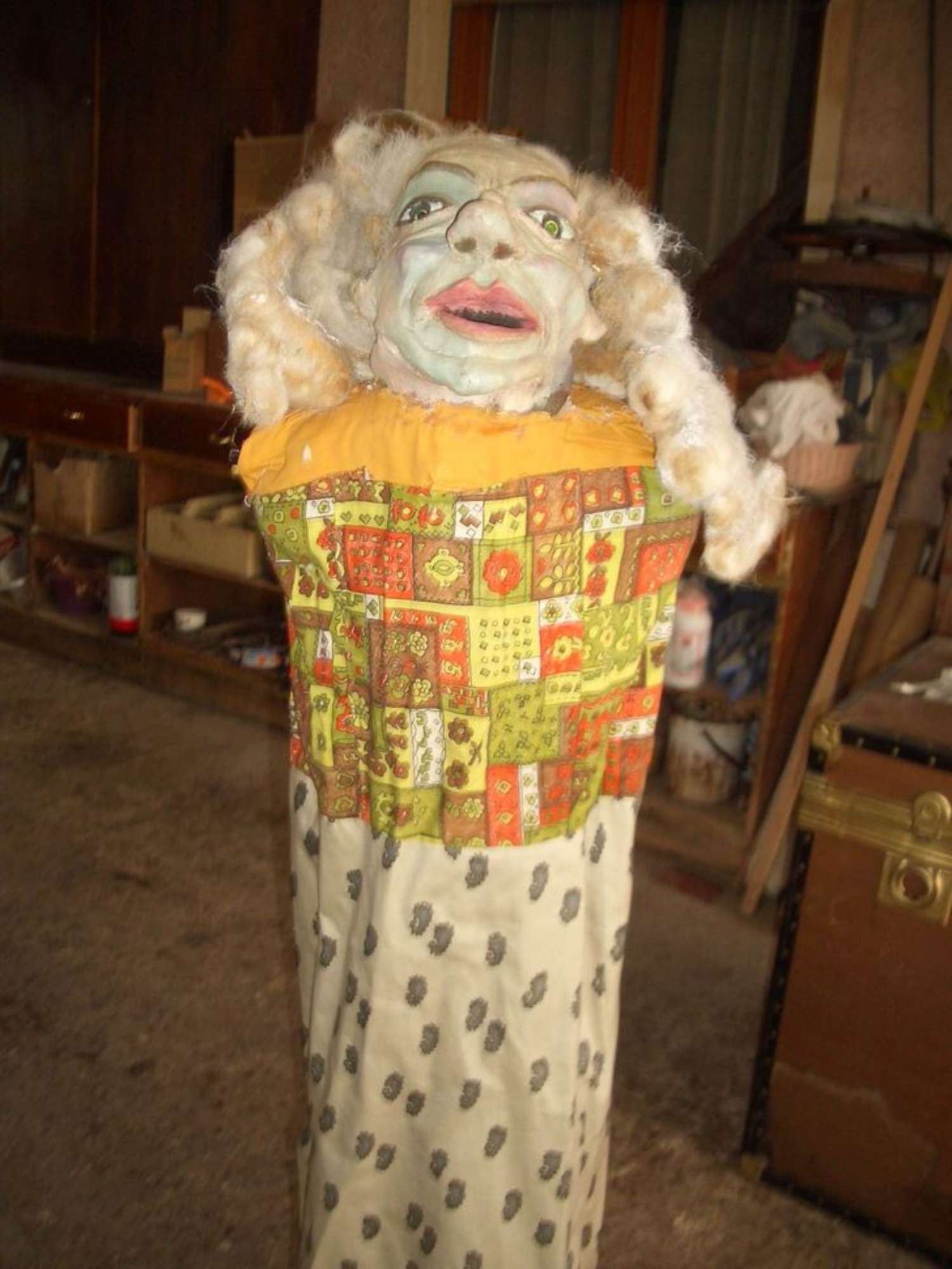 Personaggio 1 durante il restauro